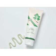 ROUND LAB Mugwort Calming Пенка успокаивающая для умывания, 150мл ROUND LAB Mugwort Calming Пенка успокаивающая для умывания, 150мл